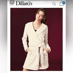 Xs UGG miranda monrose pink satin trimmed hooded lounge/pajama/pj’s/bathrobe